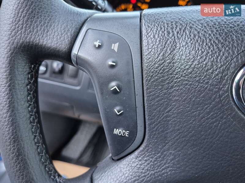 Универсал Toyota Avensis 2003 в Одессе