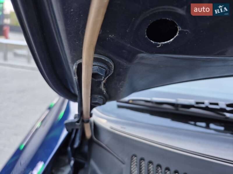 Универсал Toyota Avensis 2003 в Одессе