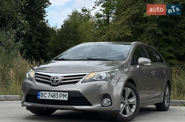 Универсал Toyota Avensis 2014 в Дрогобыче