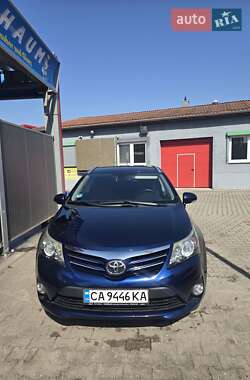 Универсал Toyota Avensis 2012 в Корсуне-Шевченковском