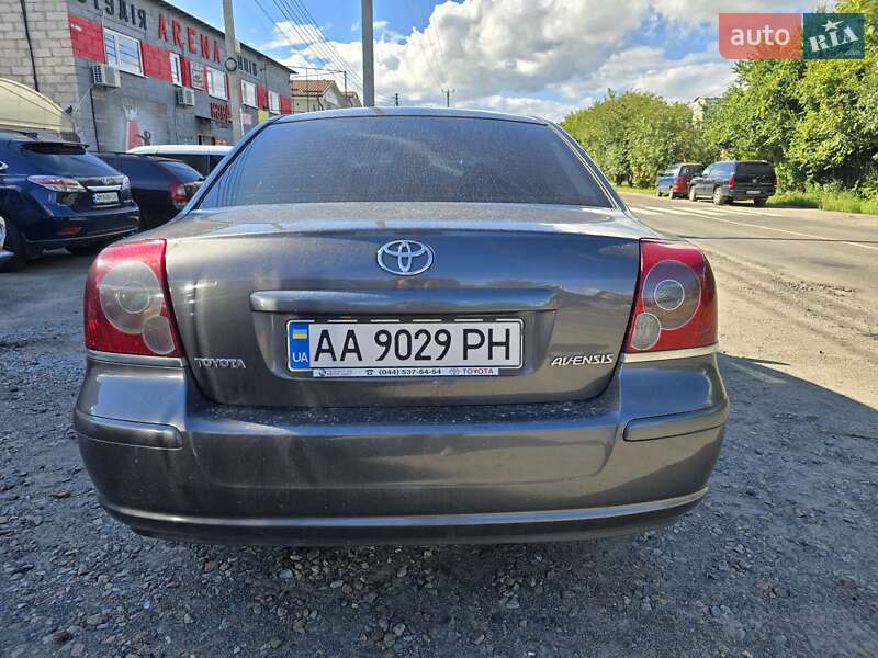 Седан Toyota Avensis 2008 в Боярці
