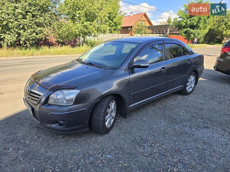 Седан Toyota Avensis 2008 в Боярці