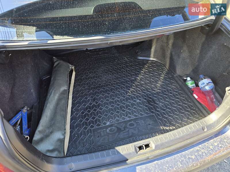 Седан Toyota Avensis 2008 в Боярці