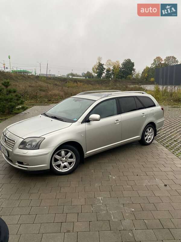 Универсал Toyota Avensis 2004 в Хмельницком