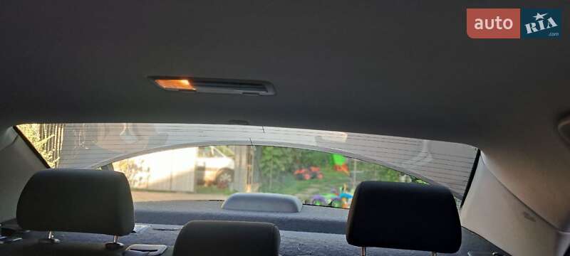 Седан Toyota Avensis 2007 в Хоросткові