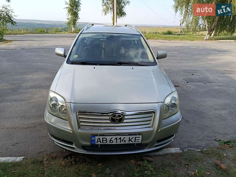 Универсал Toyota Avensis 2006 в Крыжополе