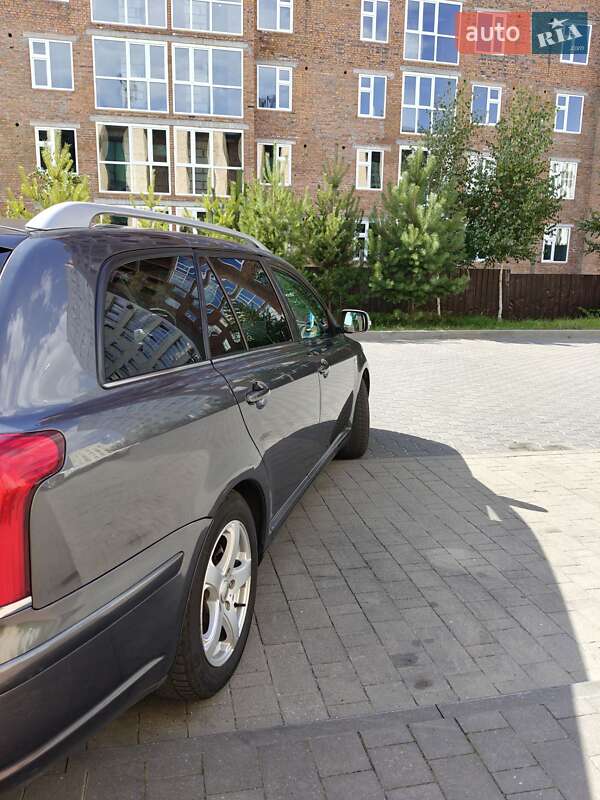 Универсал Toyota Avensis 2007 в Хмельницком