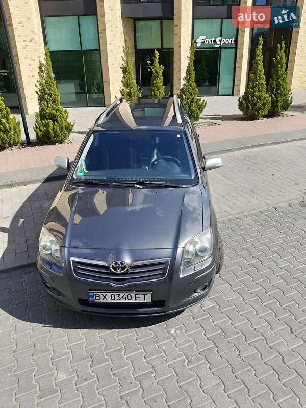 Универсал Toyota Avensis 2007 в Хмельницком