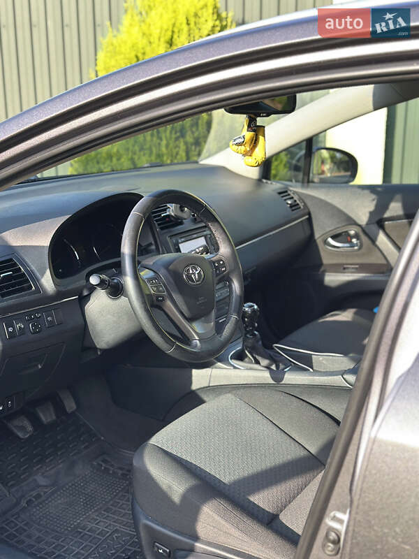 Универсал Toyota Avensis 2010 в Львове фото 7 Универсал Toyota Avensis 2010 в Львове
