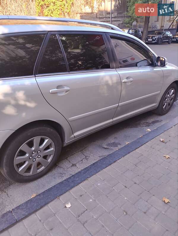 Универсал Toyota Avensis 2008 в Одессе