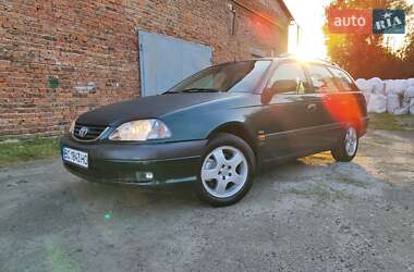 Универсал Toyota Avensis 2000 в Шептицькому