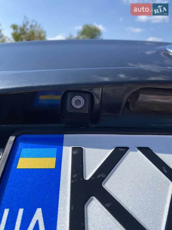 Универсал Toyota Avensis 2010 в Харькове