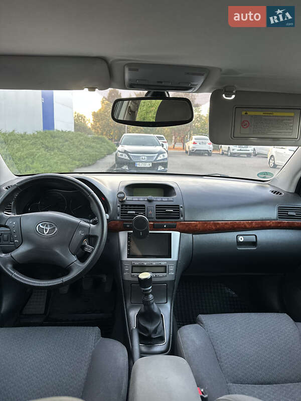 Универсал Toyota Avensis 2005 в Днепре