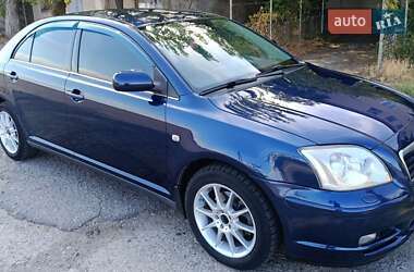 Седан Toyota Avensis 2003 в Білгороді-Дністровському