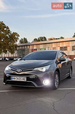 Седан Toyota Avensis 2016 в Одесі