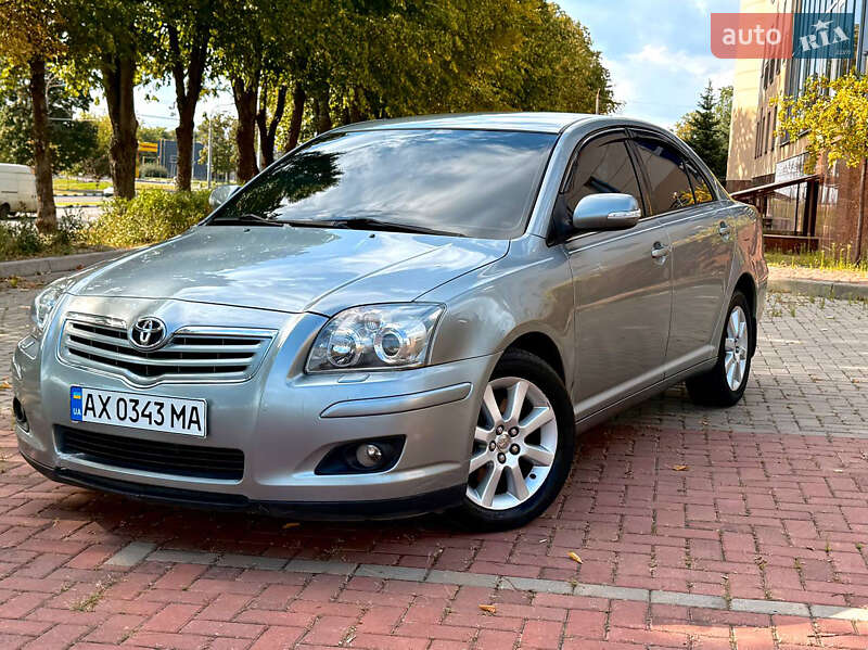 Toyota Avensis 2008