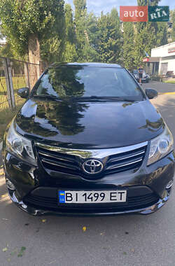 Седан Toyota Avensis 2012 в Кременчуці