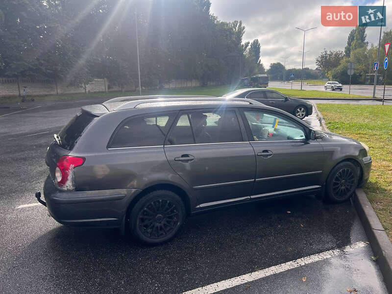 Универсал Toyota Avensis 2007 в Виннице
