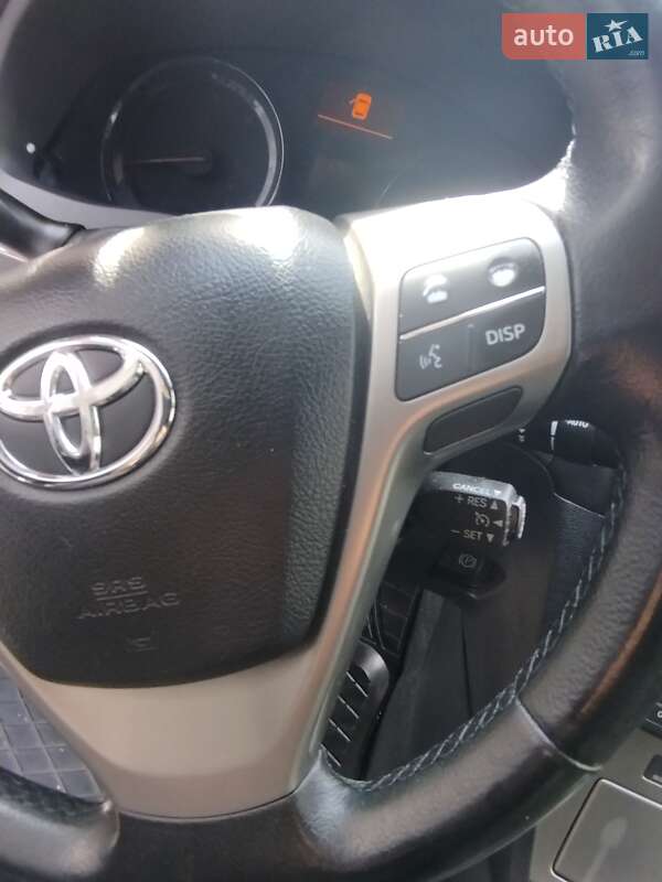 Седан Toyota Avensis 2008 в Чернигове фото 25 Седан Toyota Avensis 2008 в Чернигове