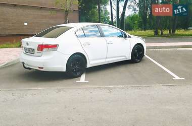 Седан Toyota Avensis 2008 в Чернігові