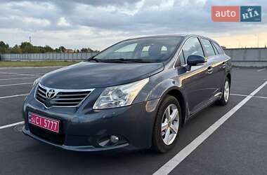 Універсал Toyota Avensis 2010 в Вінниці