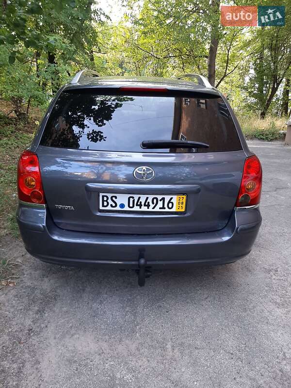 Универсал Toyota Avensis 2005 в Виннице