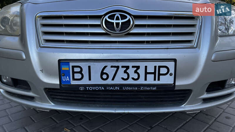 Універсал Toyota Avensis 2004 в Ізмаїлі