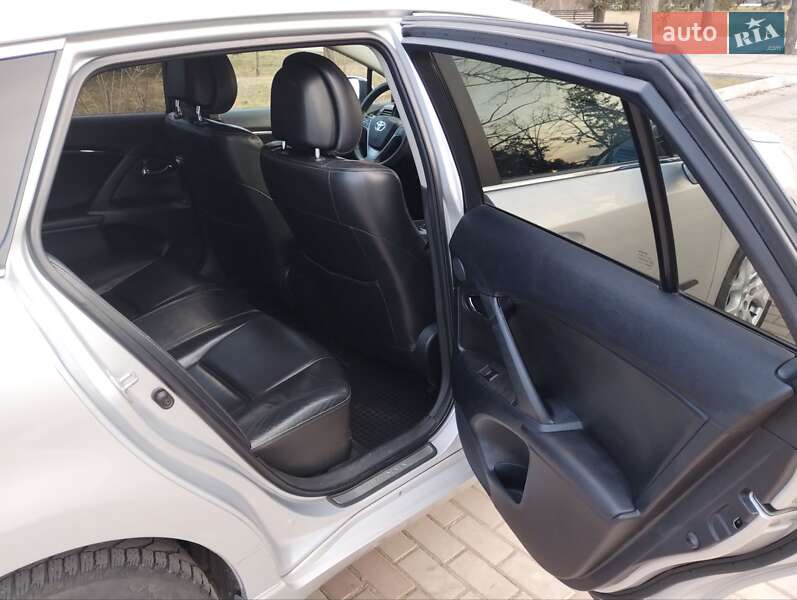 Универсал Toyota Avensis 2008 в Измаиле