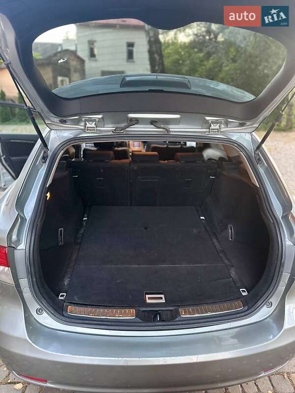 Универсал Toyota Avensis 2014 в Львове фото 15 Универсал Toyota Avensis 2014 в Львове