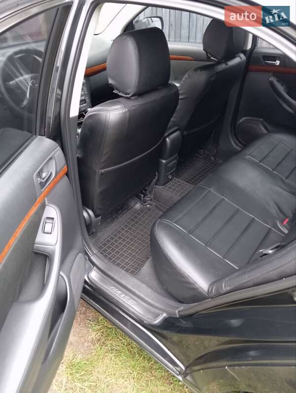 Седан Toyota Avensis 2007 в Вышгороде