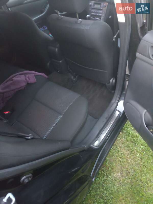 Універсал Toyota Avensis 2008 в Києві