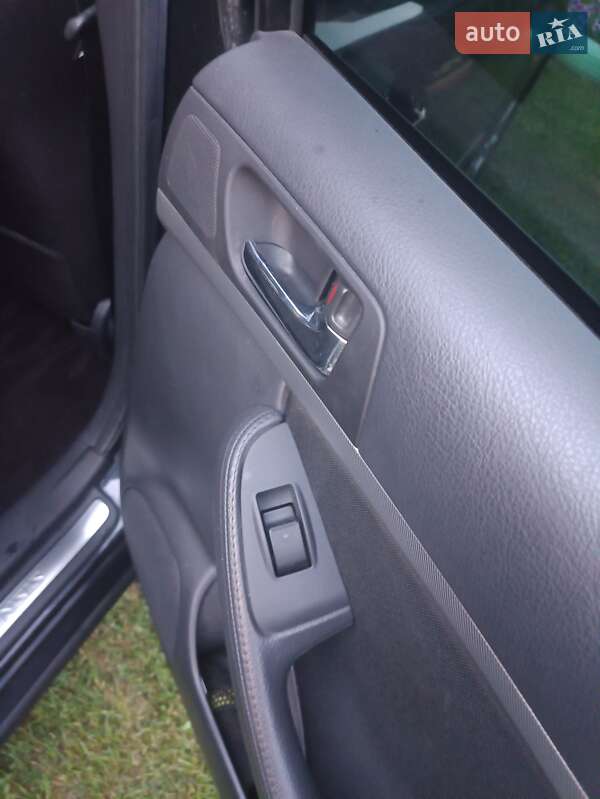 Універсал Toyota Avensis 2008 в Києві