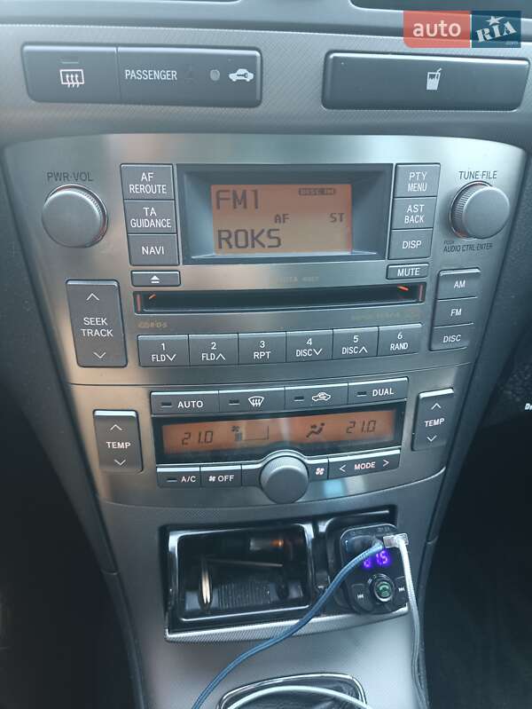 Універсал Toyota Avensis 2008 в Києві