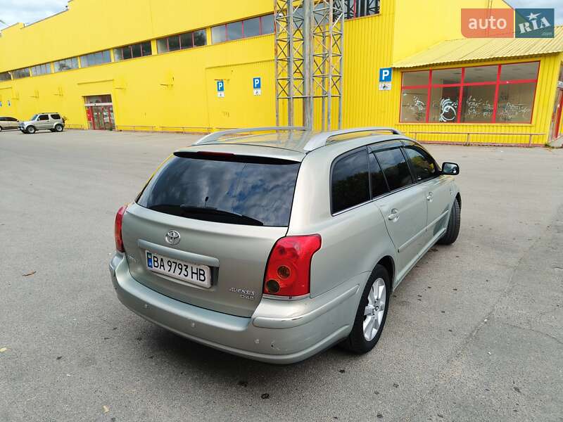 Универсал Toyota Avensis 2005 в Кропивницком
