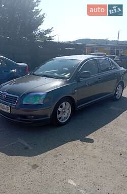 Седан Toyota Avensis 2006 в Львове