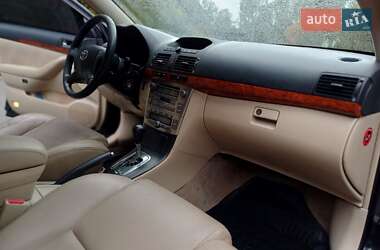 Универсал Toyota Avensis 2003 в 