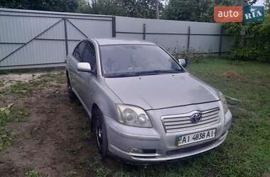 Седан Toyota Avensis 2005 в Чернигове