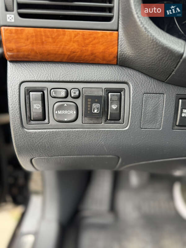 Седан Toyota Avensis 2008 в Харькове