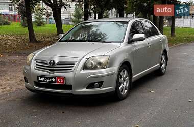 Седан Toyota Avensis 2007 в Киеве
