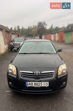 Лифтбек Toyota Avensis 2007 в Виннице