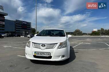 Седан Toyota Avensis 2011 в Києві