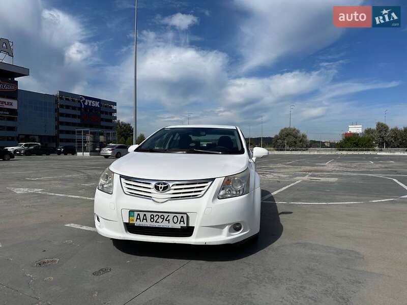 Toyota Avensis 2011 Toyota Avensis 2011