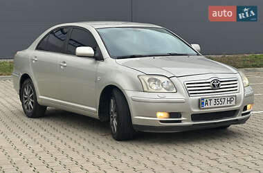 Седан Toyota Avensis 2005 в 
