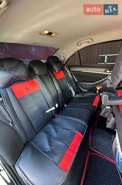 Седан Toyota Avensis 2008 в 