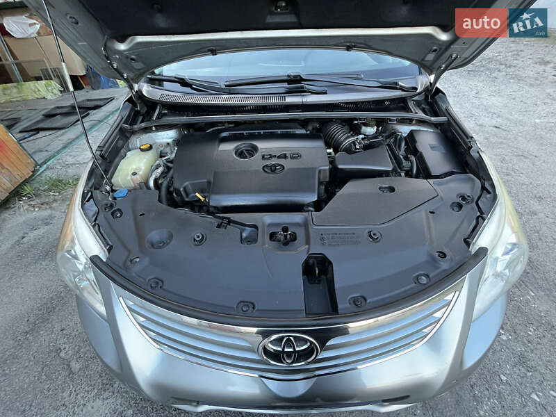 Универсал Toyota Avensis 2011 в Украинке фото 17 Универсал Toyota Avensis 2011 в Украинке
