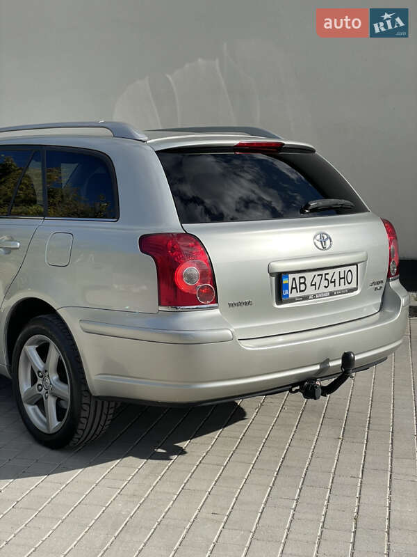 Универсал Toyota Avensis 2007 в Могилев-Подольске