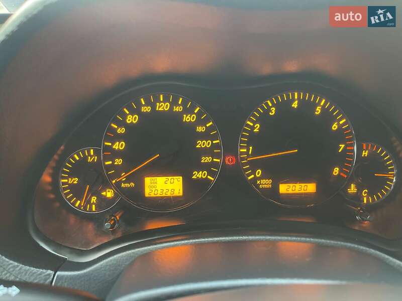 Универсал Toyota Avensis 2005 в Киеве фото 13 Универсал Toyota Avensis 2005 в Киеве