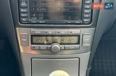 Седан Toyota Avensis 2007 в 