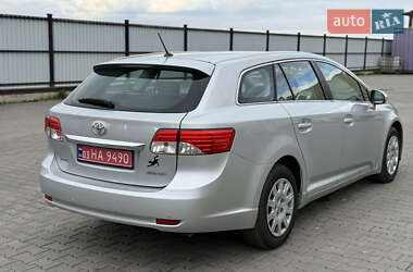 Универсал Toyota Avensis 2012 в 