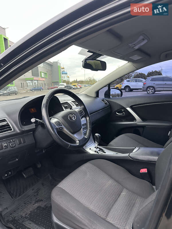 Седан Toyota Avensis 2012 в Кривому Розі фото 13 Седан Toyota Avensis 2012 в Кривому Розі